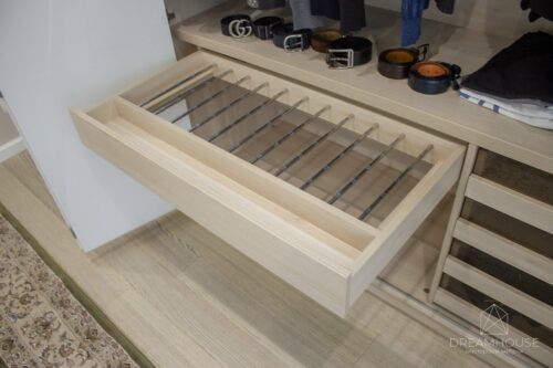 Шкаф "гармошка" - складные двери Hettich