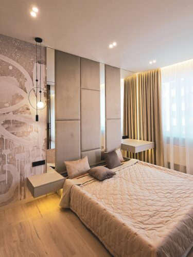 М’які панелі узголів’я з підсвіткою і підвісна тумба DreamHouse.